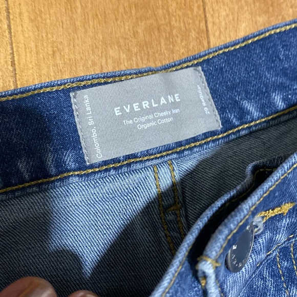 Everlane Organic The Original Cheeky Jean - Picture 3 of 11